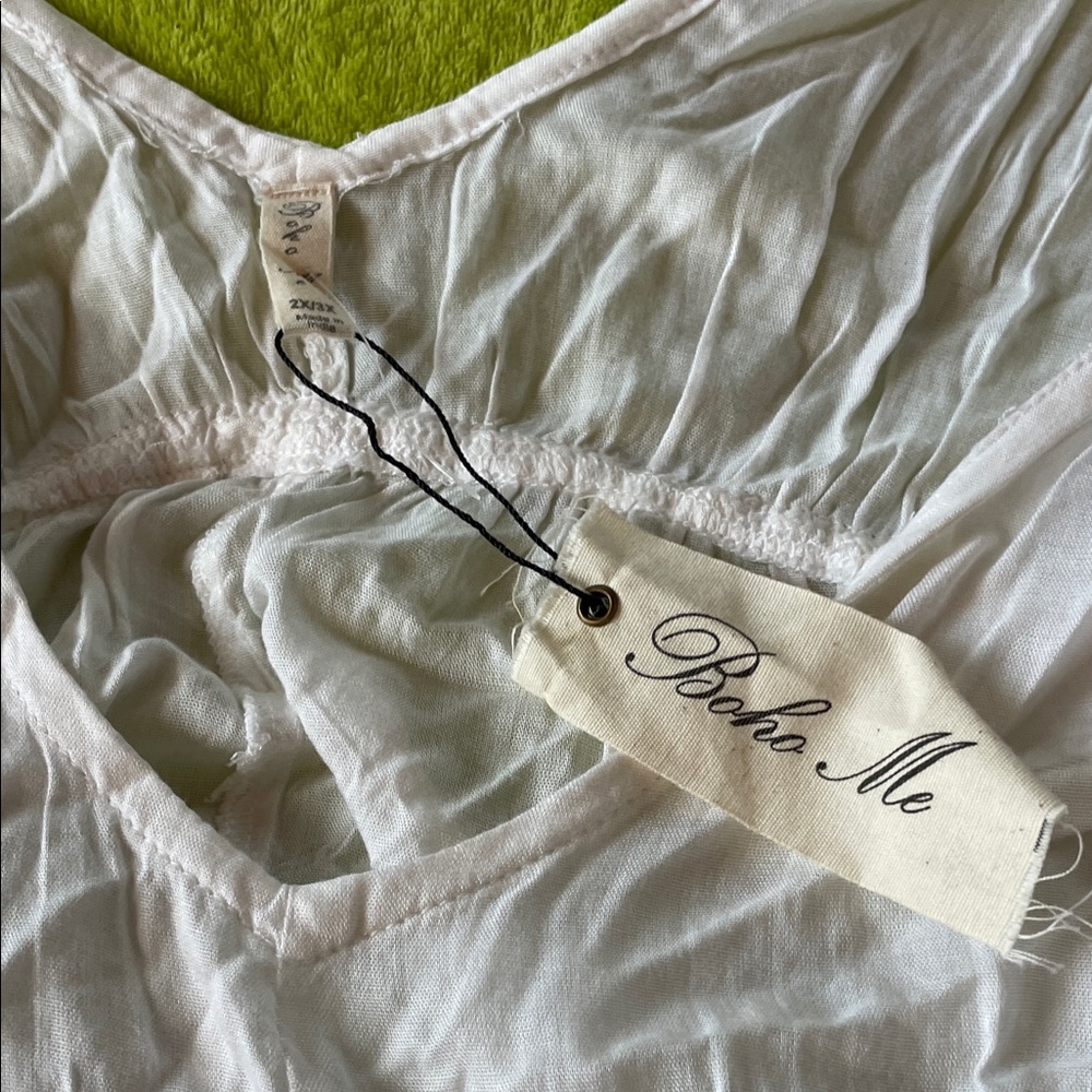White Sleeveless V-Neck Women's cover up with draw string 2x/3x